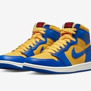 Women Air Jordan 1 Retro High- Brand New